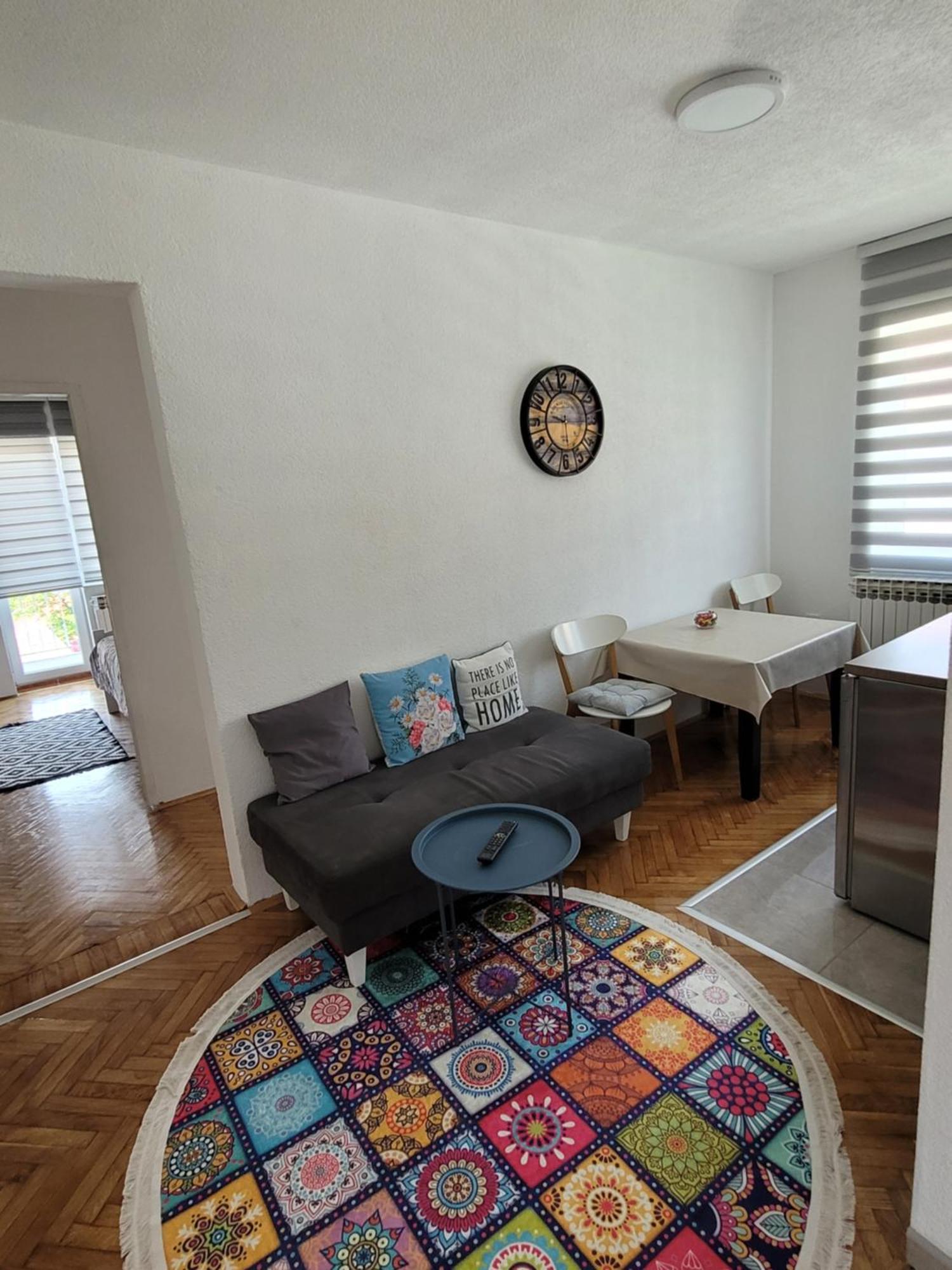 Apartmani Elegance Tuzla Kültér fotó