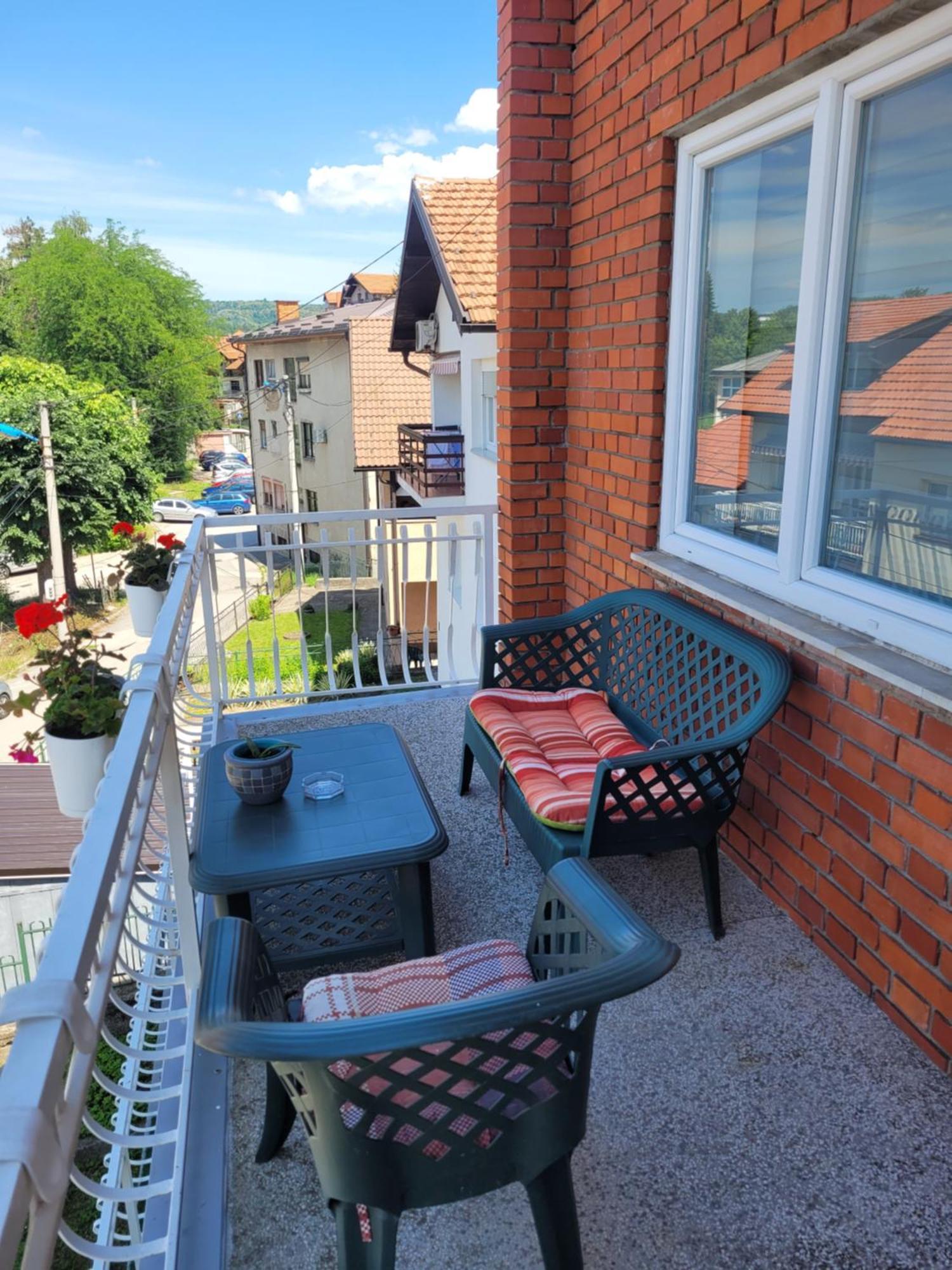 Apartmani Elegance Tuzla Kültér fotó