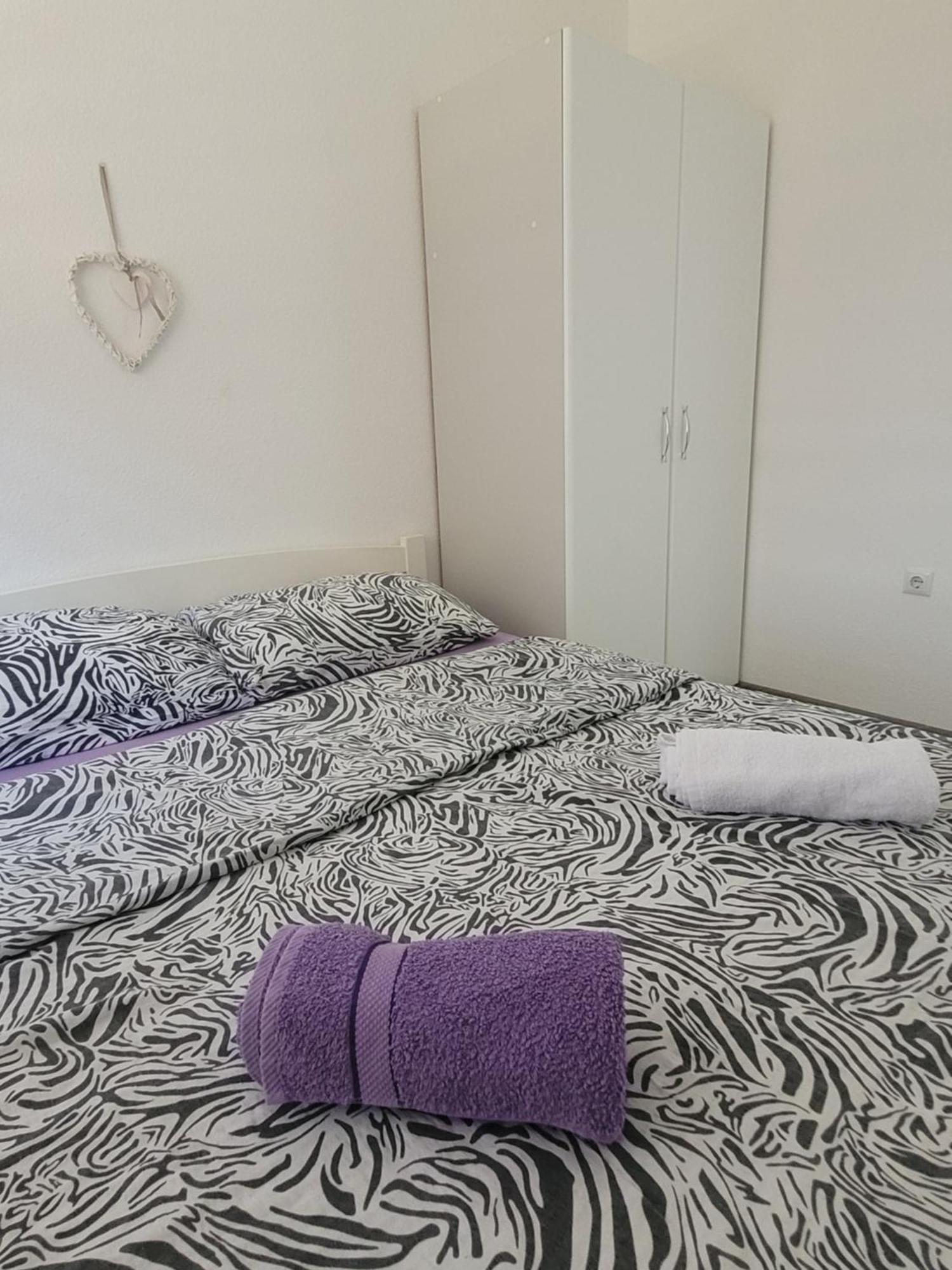 Apartmani Elegance Tuzla Kültér fotó