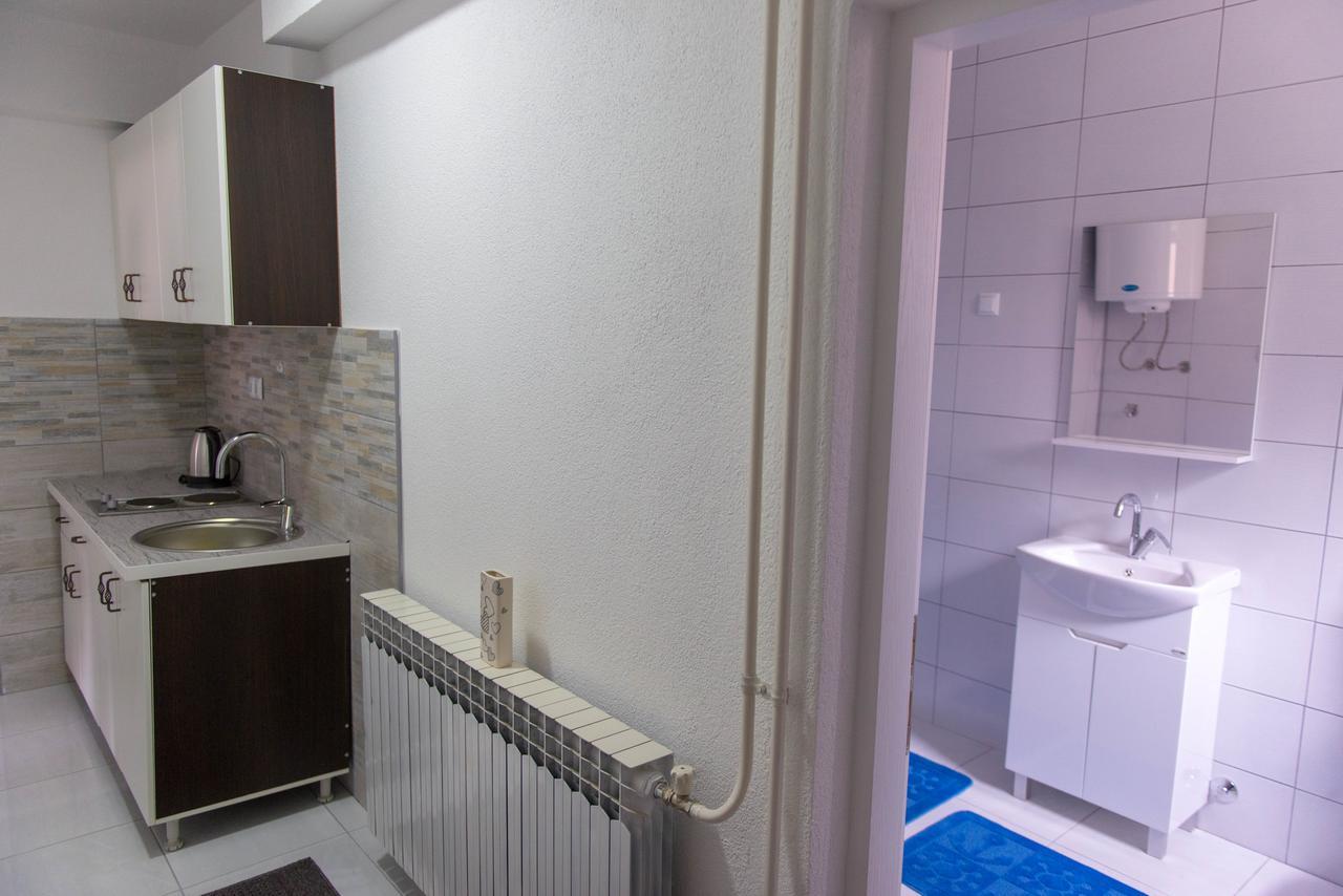 Apartmani Elegance Tuzla Kültér fotó