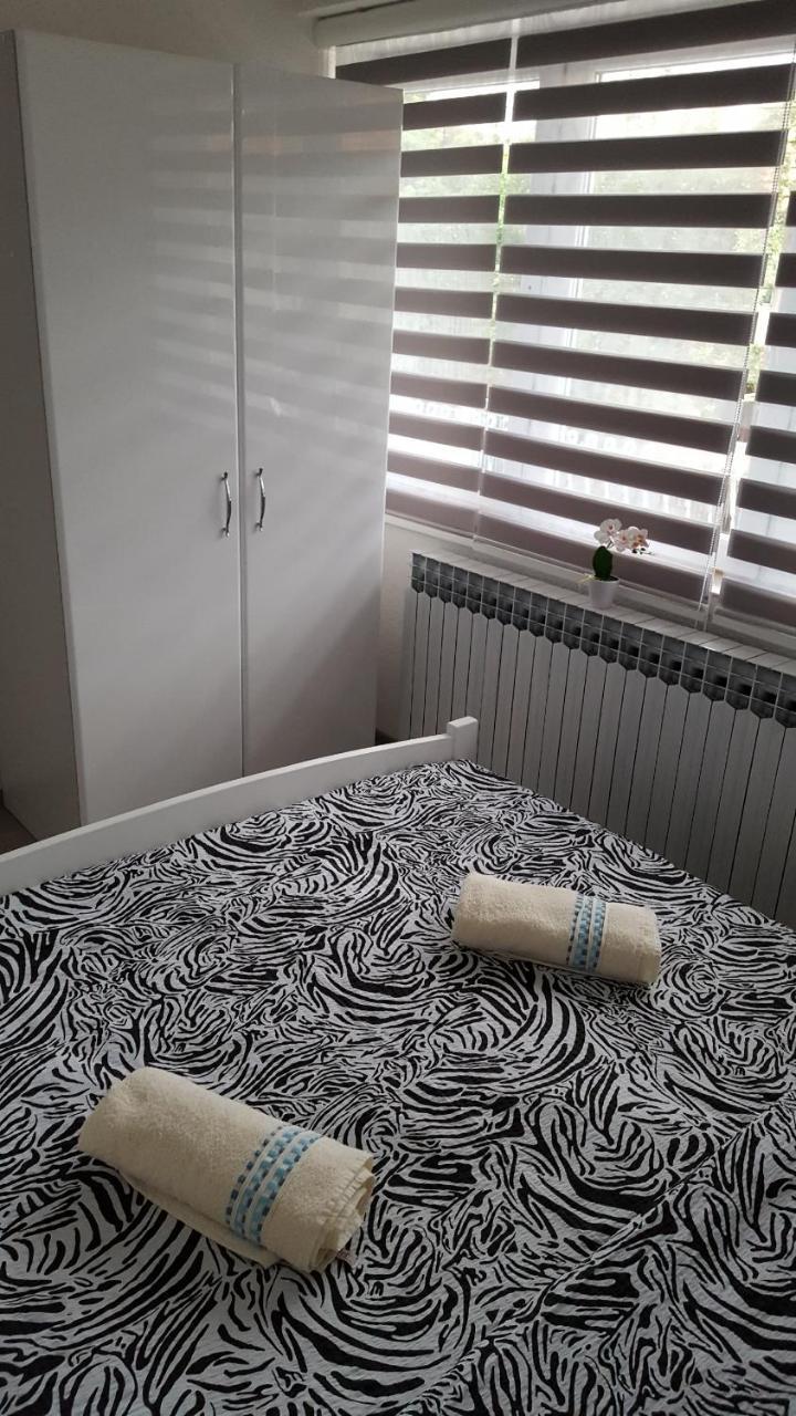 Apartmani Elegance Tuzla Kültér fotó